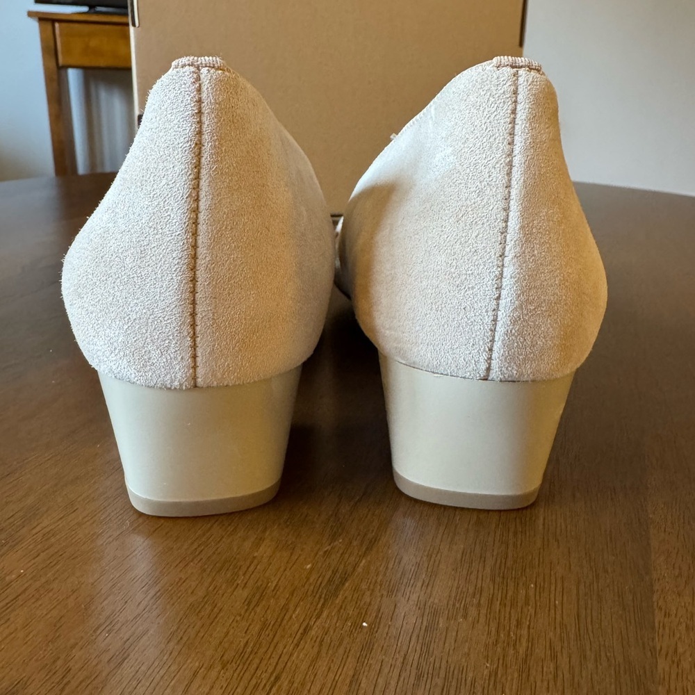 Ara Cream Patent Leather Suede Shoes 1 inch block heel Sz US 9, UK 7 see pics - Picture 6 of 14